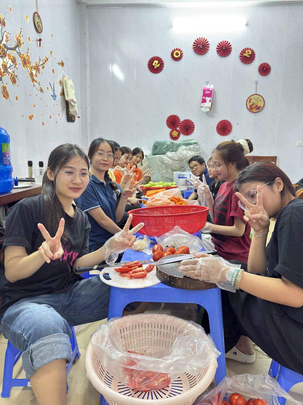 Hình ảnh hoạt động của Cộng đồng Thiện nguyện MIFU