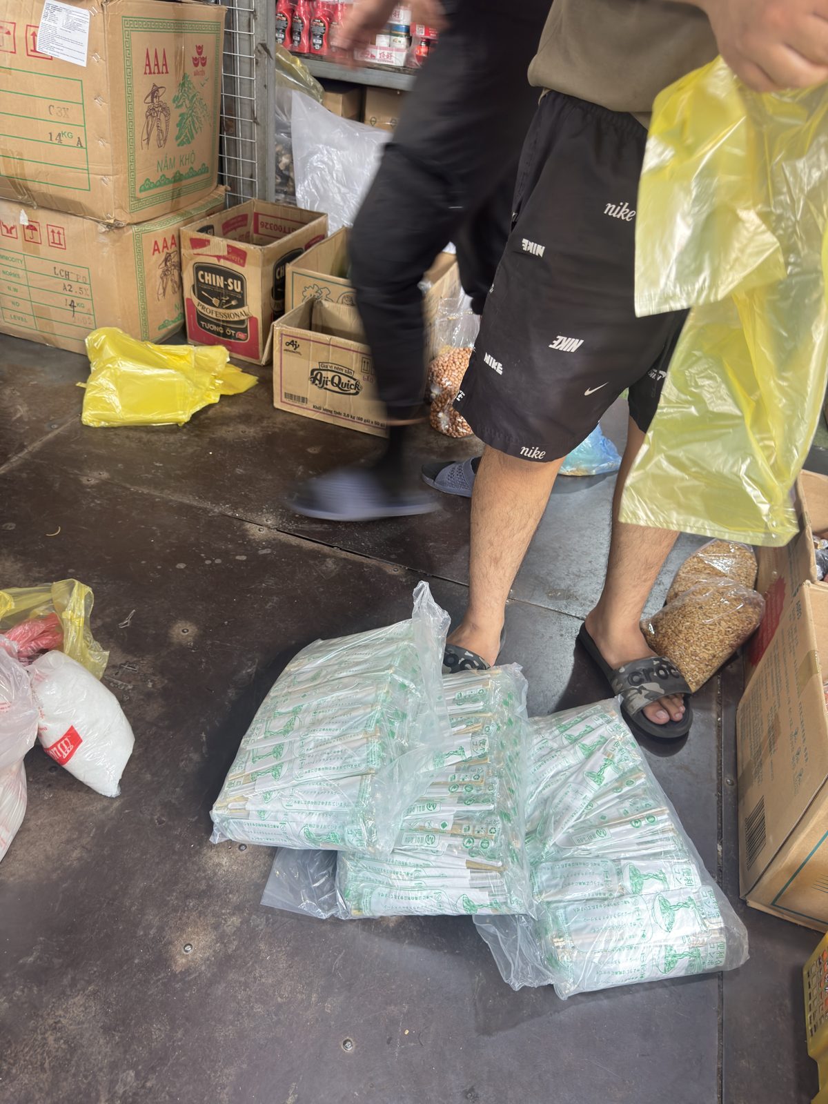 Hình ảnh hoạt động của Cộng đồng Thiện nguyện MIFU