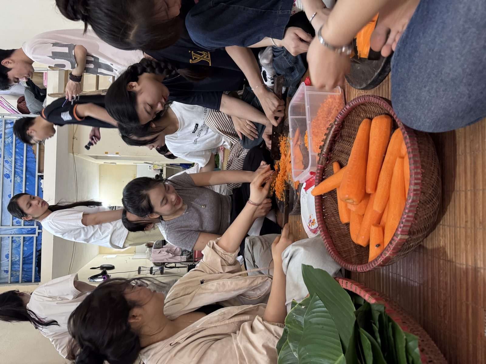 Hình ảnh hoạt động của Cộng đồng Thiện nguyện MIFU