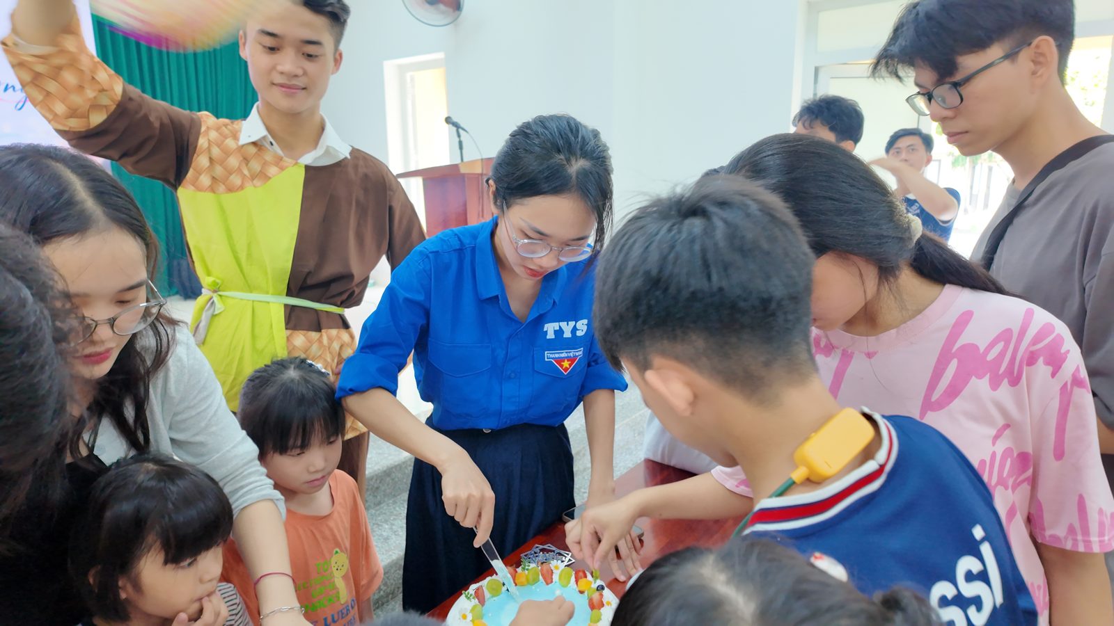 Hình ảnh hoạt động của Cộng đồng Thiện nguyện MIFU
